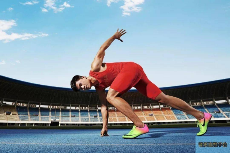 爷青回，维耶里社媒晒与大罗、巴乔、托蒂、卡纳瓦罗等人合照