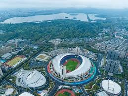 足球这项运动陪伴了我整个初高中，今天我十八岁了，...