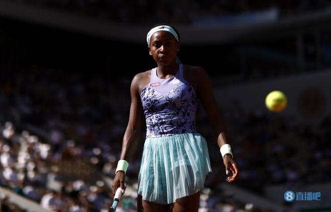 助攻莱万多 助攻莱万多